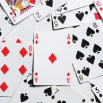 Математические основы и стратегии блэкджека в казино